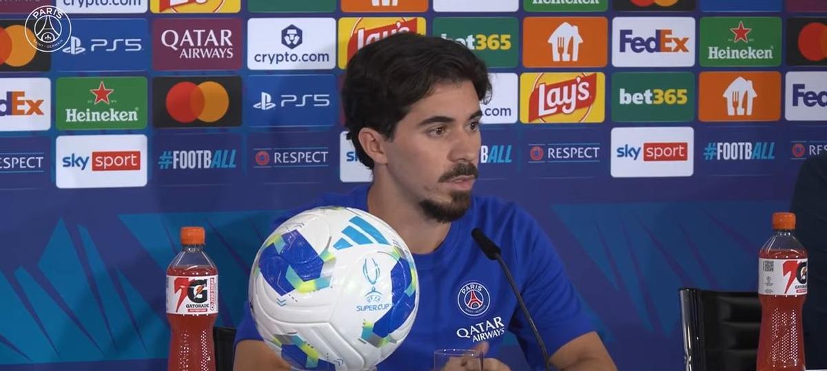 Vitinha, en la rueda de prensa previa a la Supercopa de Europa