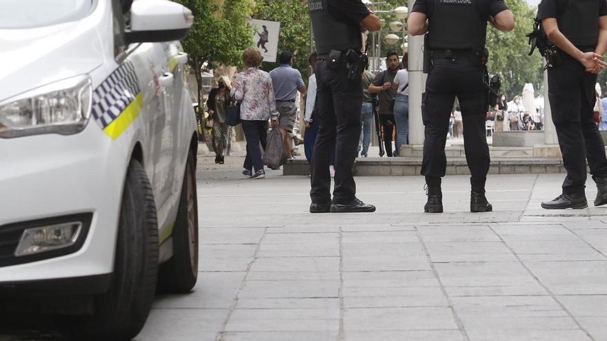 Un detenido en el centro de Córdoba por una agresión homófoba a tres personas