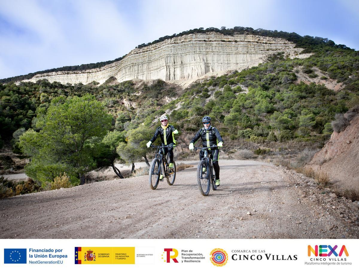 Ruta en bicicleta por las bardenas negras