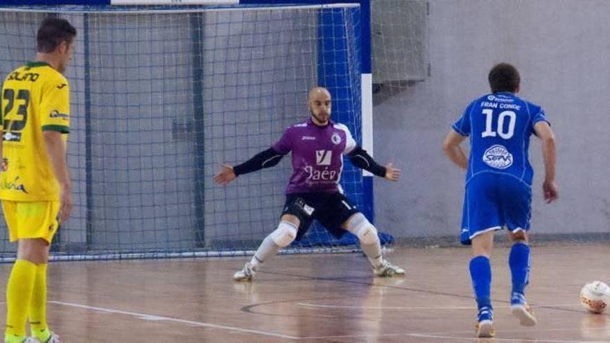 Fran Conde anotó un doble penalti frente al Jaén Paraíso Interior.