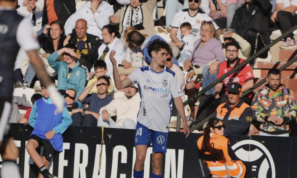 Noel, durante el partido del pasado domingo en el Romano José Fouto. | AGENCIA LOF