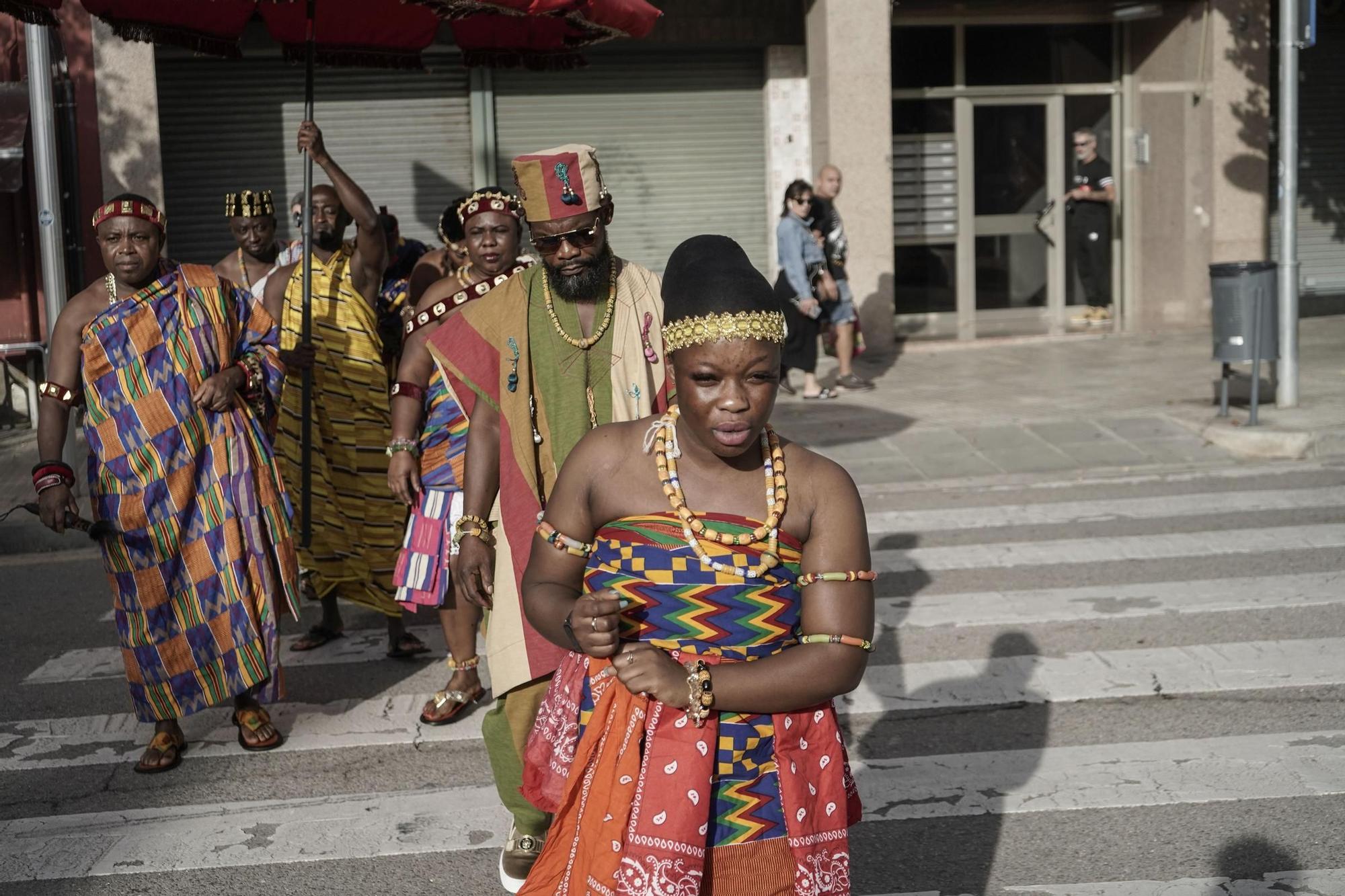 Totes les imatges de la festa solidària de la comunitat de Ghana