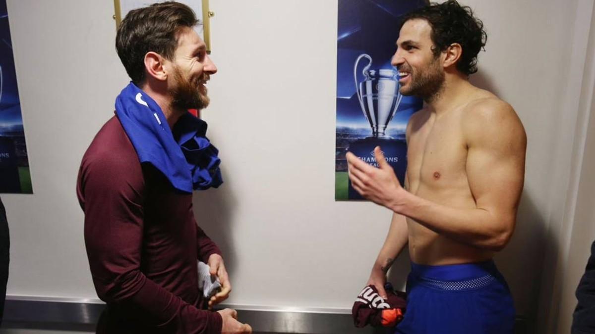 Cesc y Messi intercambieron la camiseta al final del partido