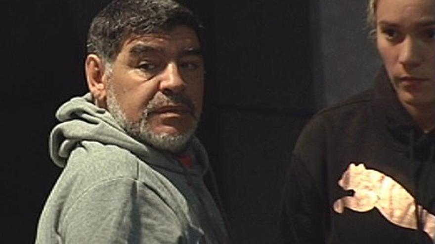 Maradona se ofrece a Maduro como &quot;soldado&quot; de la revolución