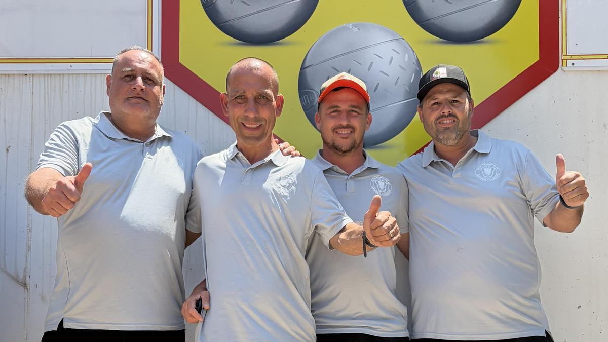 El Club de petanca Llar de Santa Eulària se proclama campeón de Baleares.