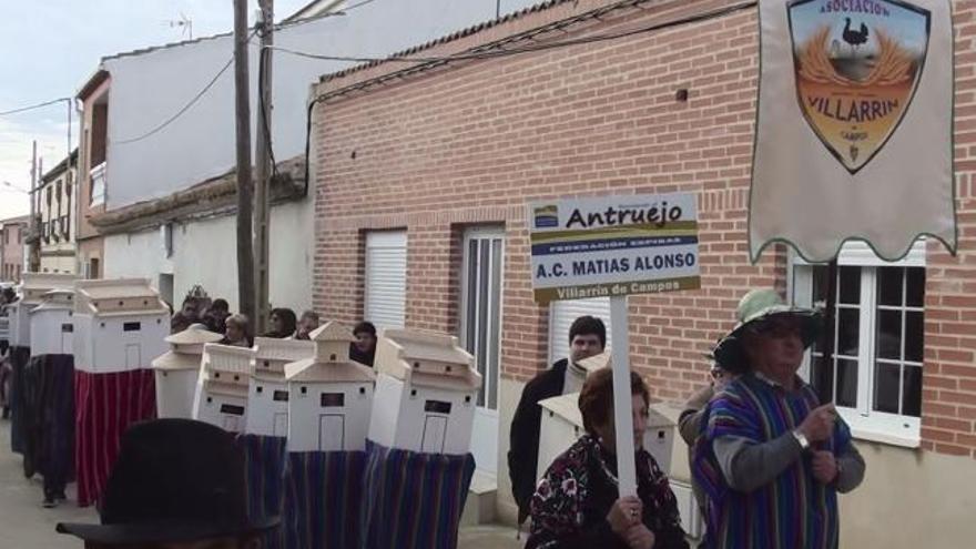 La Asociación Cultural Matías Alonso de Villarrín estrena escudo