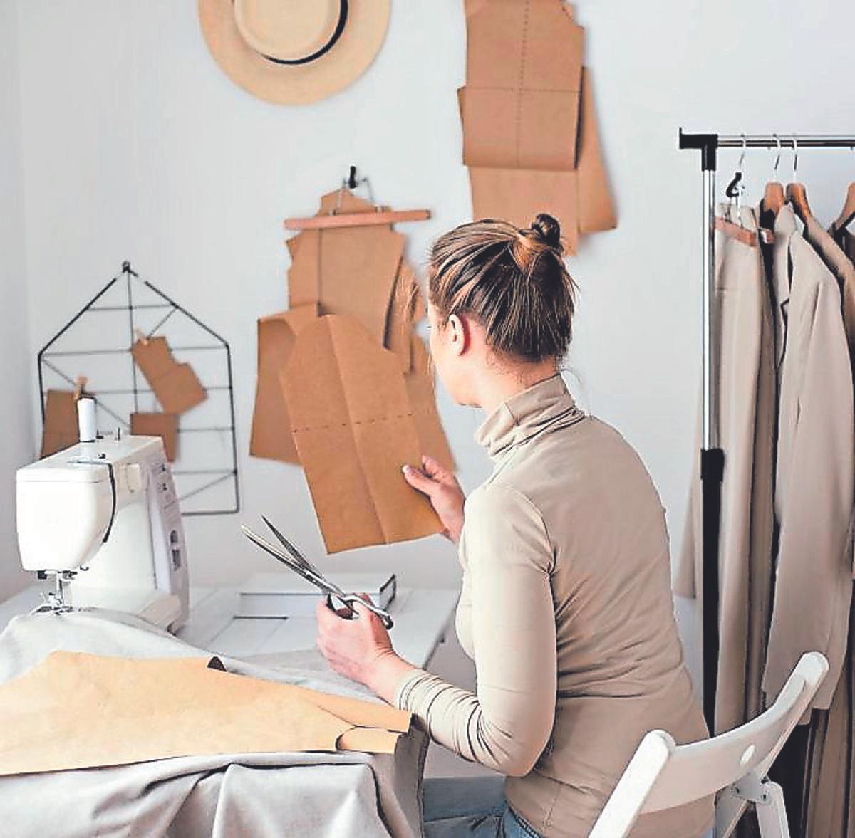 Europa plantea un giro en la industria de la moda: menos cantidad y más calidad.