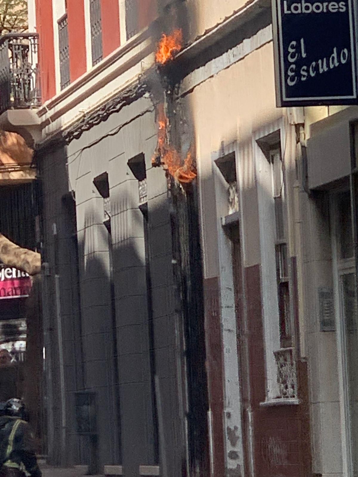 Incendio en la calle Primo de Rivera