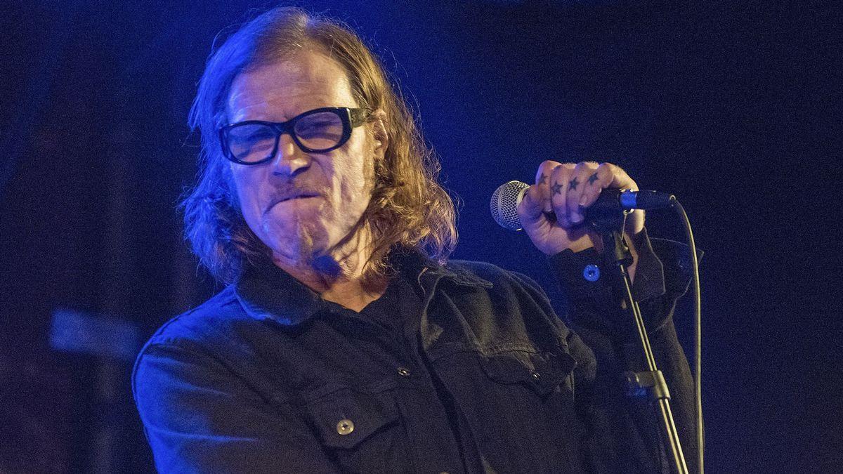 Mark Lanegan durante un concierto en la Sala Apolo en 2019.