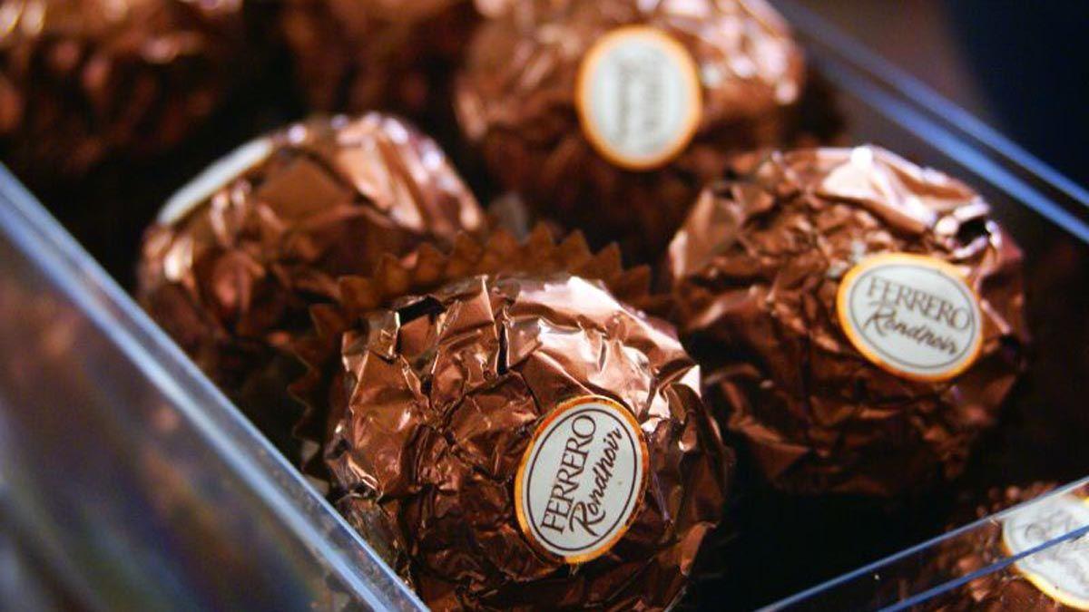 Grand Ferrero Rocher Dark.