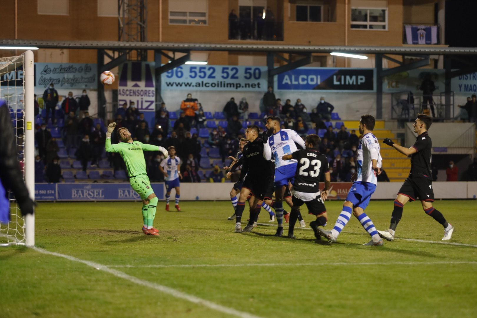 Alcoyano - Levante: La última gesta de José Juan en imágenes