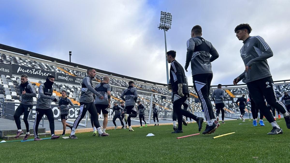 Imagen de un entreno del Badajoz esta semana.