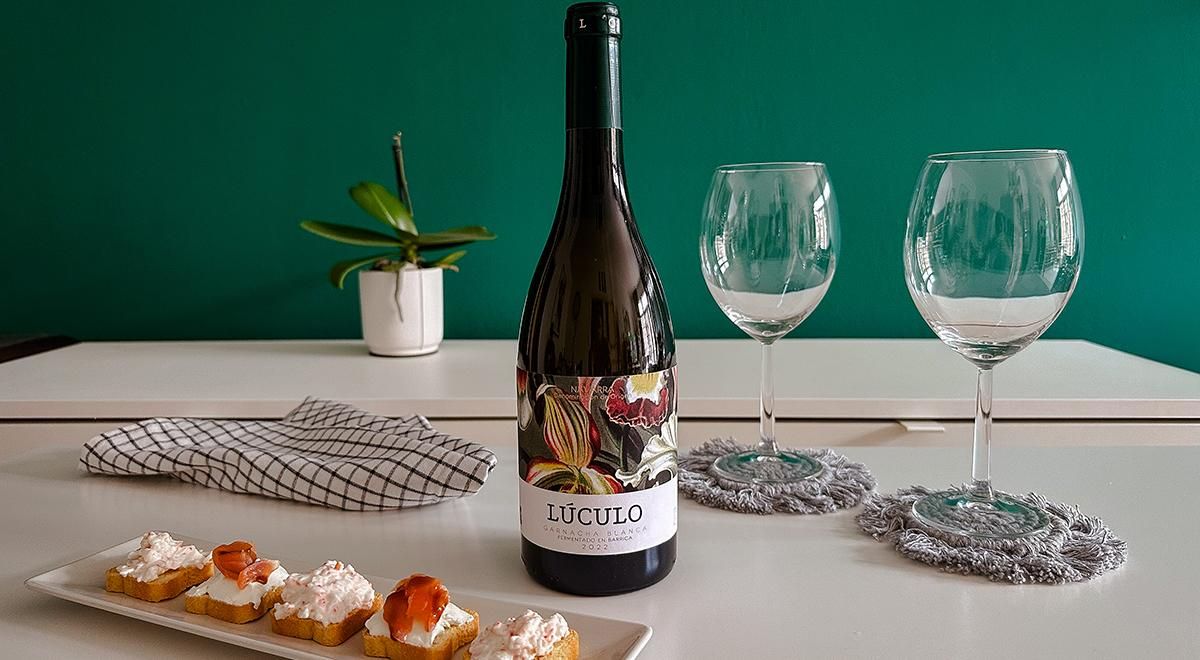 Lúculo Garnacha Blanca 2022, versátil y armónico, es ideal para acompañar platos de cocina vegetal