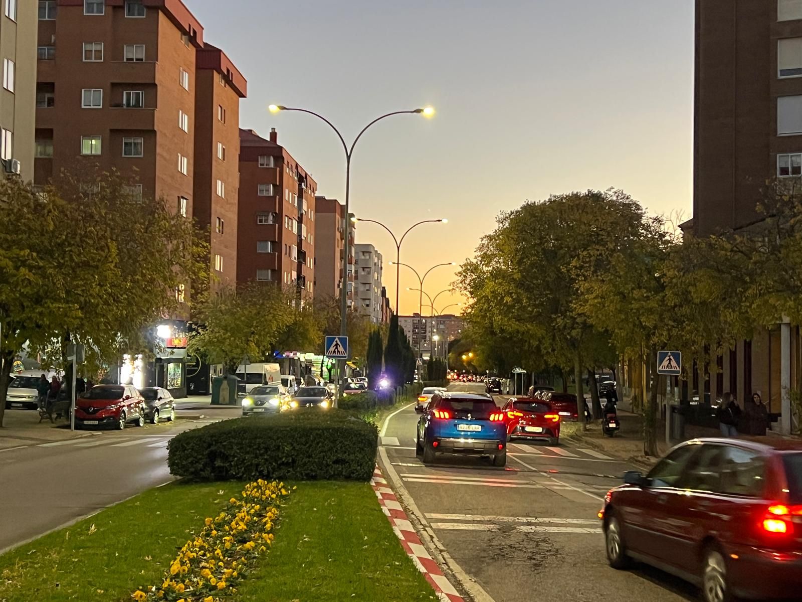 Imagen de la avenida Isabel de Moctezuma de Cáceres.