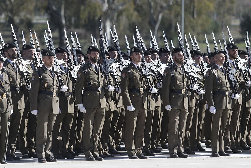 El general Ignacio Olazábal recibe el mando de la BRI X