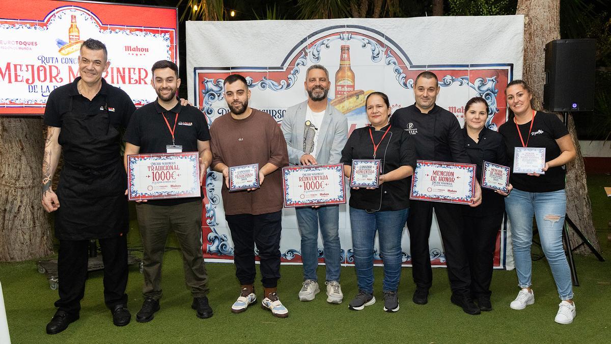 Foto de familia de los ganadores del título a la Mejor Marinera de la Región de Murcia 2025
