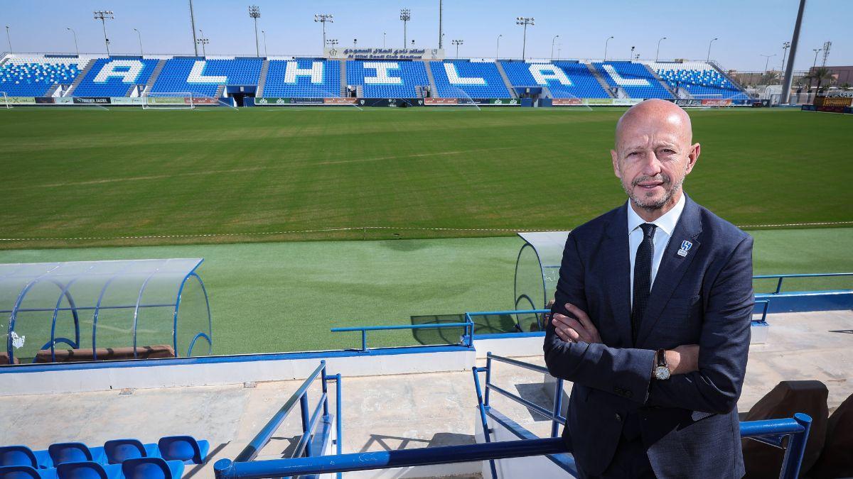 Esteve Calzada, in the Al Hilal training field