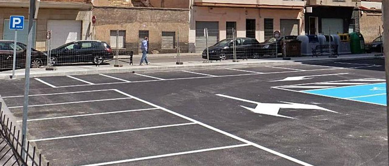 El aparcamiento de la calle Aragón tras finalizar las obras. | ÁXEL ÁLVAREZ
