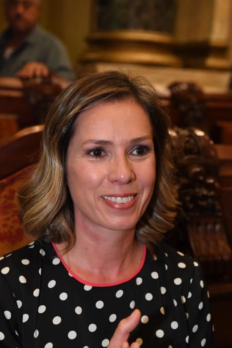 Inés Rey ya es nueva alcaldesa de A Coruña