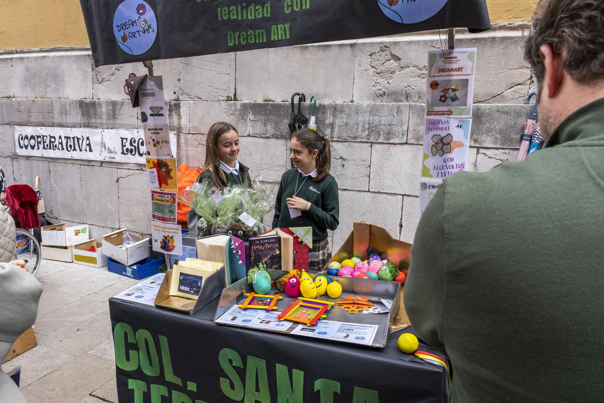 En imágenes: Mercados de Cooperativas y Asociaciones Educativas Asturianas en el Fontán