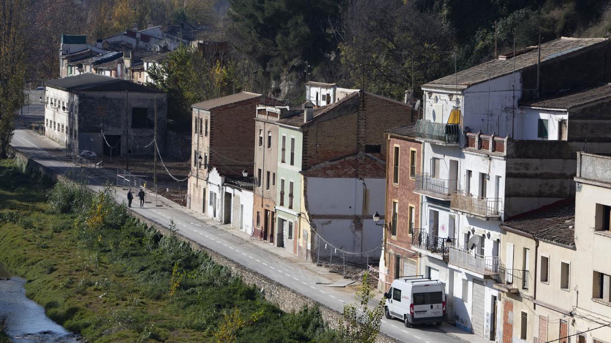 Ontinyent. Derribo de las viviendas del barrio de la Canterería