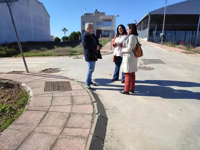 Montoro destina casi 900.000 euros a reparar patologías detectadas en el polígono junto al Mercadona