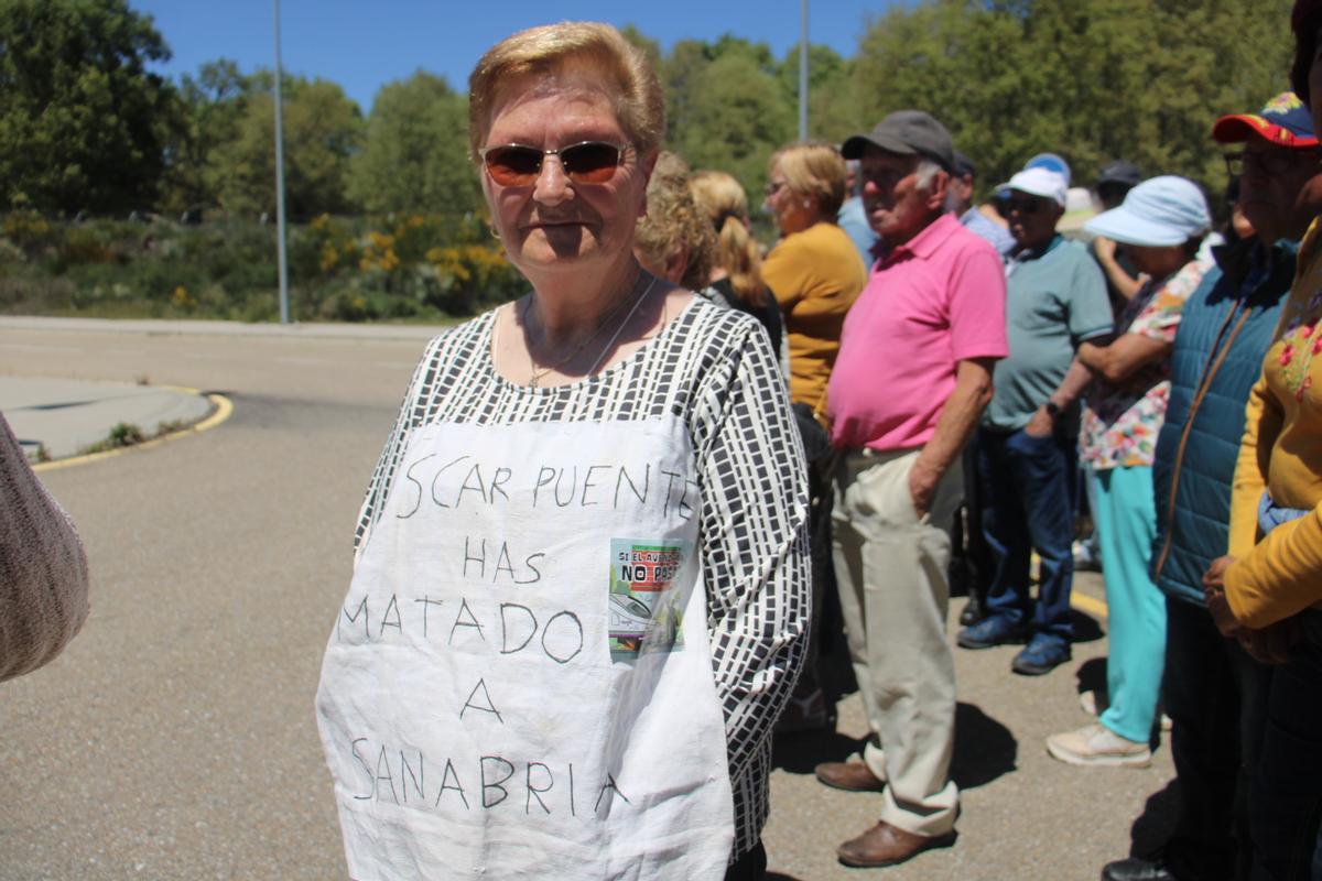 Protesta en la estación AV de Otero de Sanabria