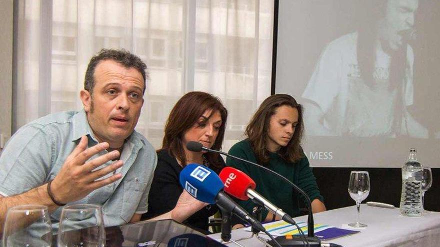 Enrique Granda, Belén Fernández Acevedo y Antonio Tamargo, ayer, en la presentación del festival.