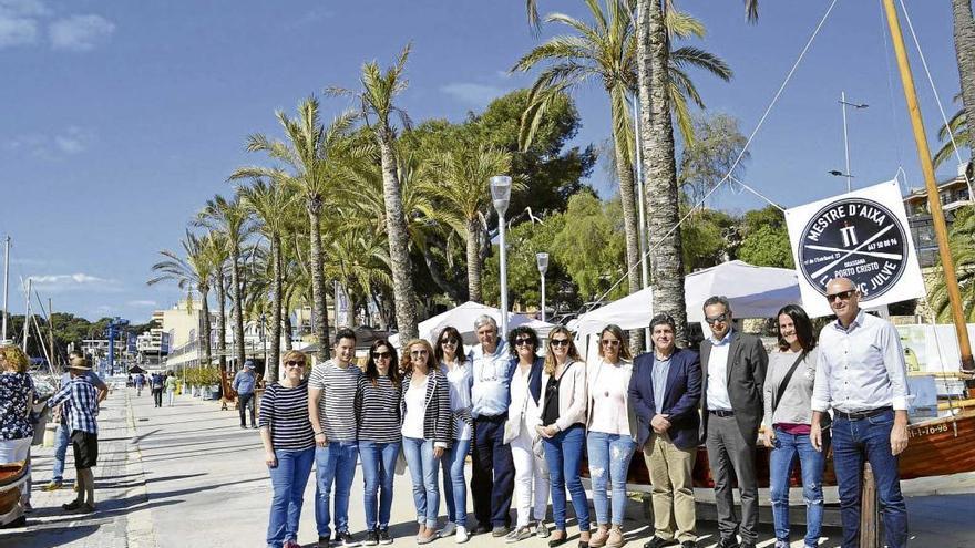 Momento de la apertura oficial, ayer, del nuevo evento festivo, comercial y cultural.