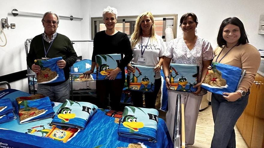 El Hospitalito de Niños recibe una donación de mantas infantiles de la Fundación DinoSol