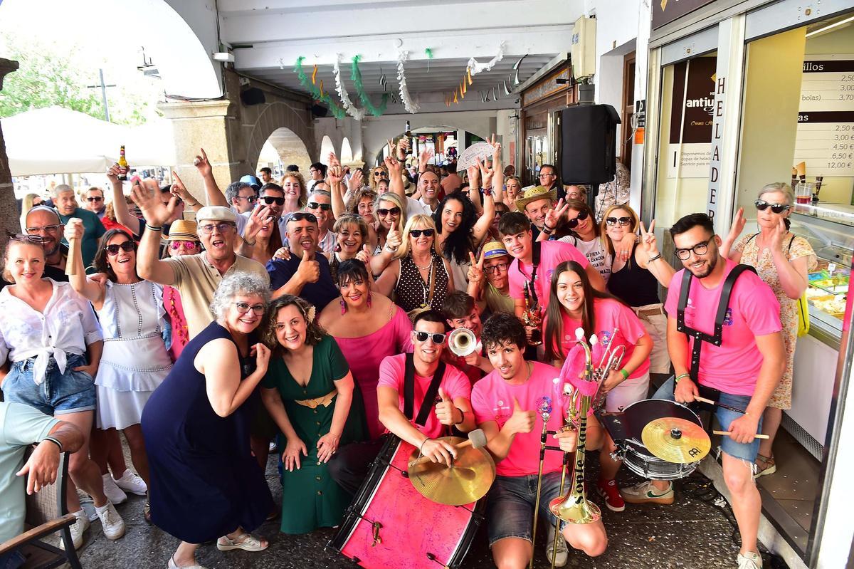 Fotogalería | Las imágenes de las cañas del sábado y el recinto ferial de Plasencia Fotogalería | Las imágenes de las cañas del sábado y el recinto ferial de Plasencia
