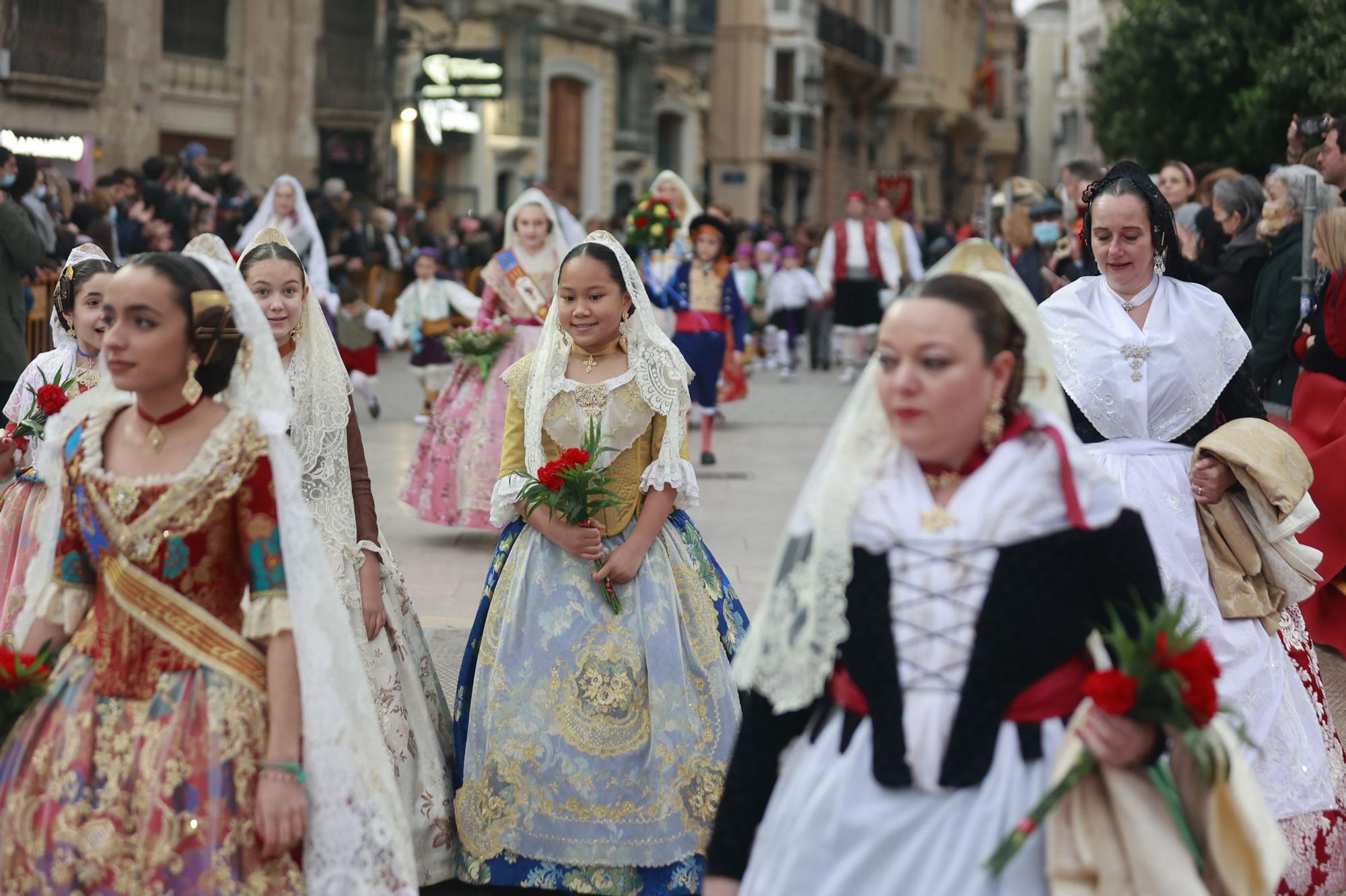 Búscate en el segundo día de ofrenda por la calle Quart (entre las 18:00 a las 19:00 horas)