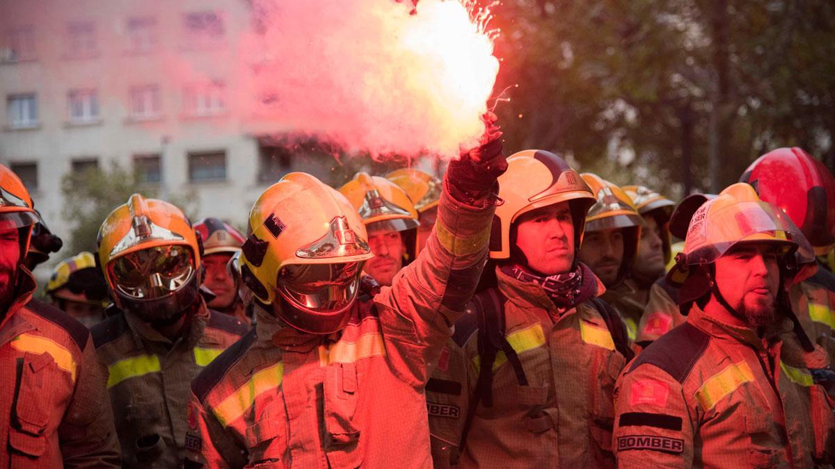 Barcelona  manifestacion bomberos