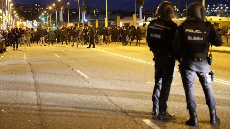 Santiago Abascal en Vigo: un detenido por altercados en la previa al mitin de VOX