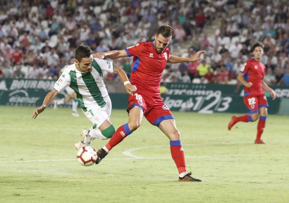 El Córdoba CF salva su primer punto ante el Numancia