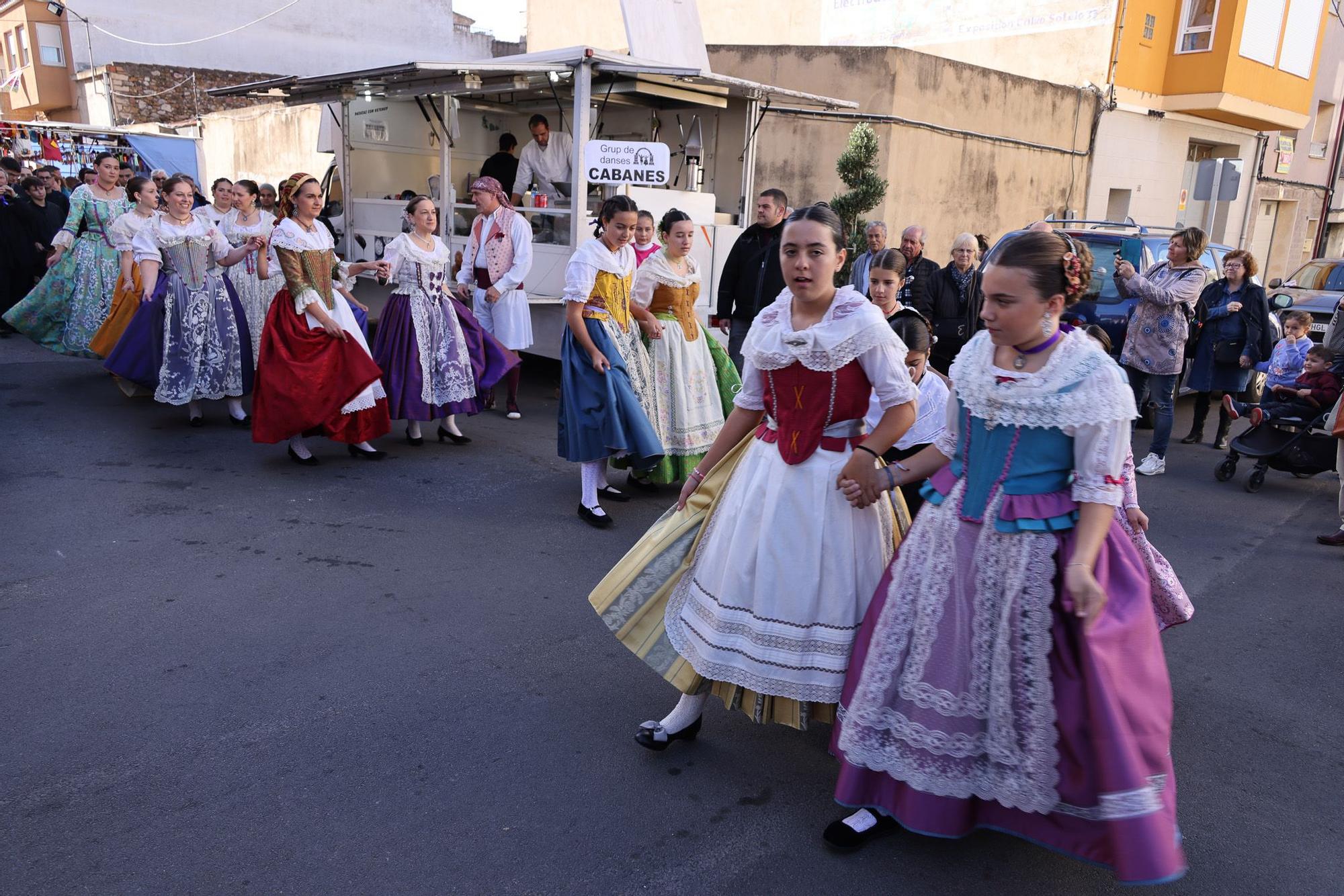 Las mejores imágenes de la multitudinaria fira de Cabanes