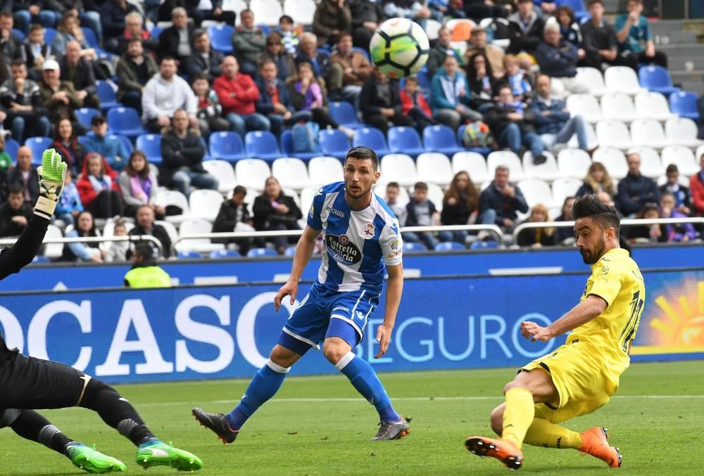 El Dépor cae ante el Villarreal en Riazor