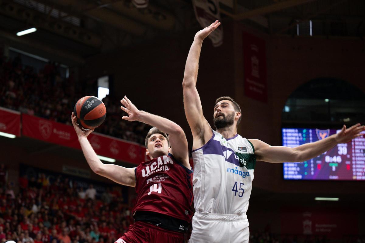 Fotos del tercer partido de semifinales de la Liga Endesa: UCAM Murcia - Unicaja