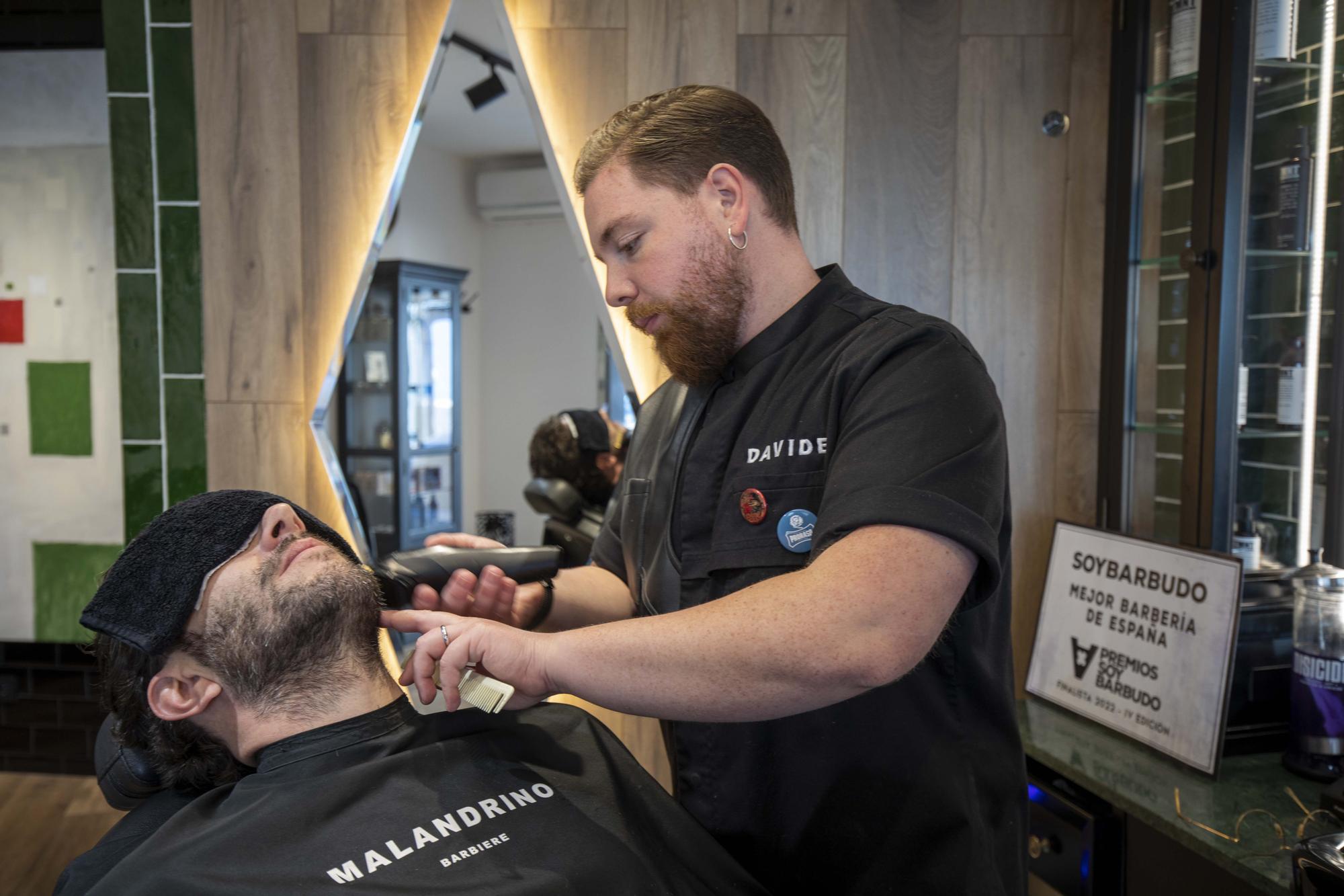 Una barbería de Santa Catalina, entre las diez mejores de España