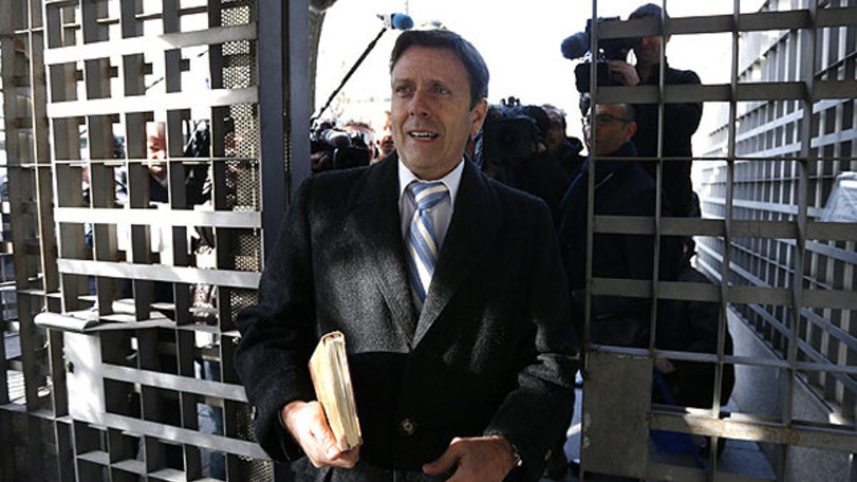 Eufemiano Fuentes, a su llegada al juzgado, este martes, último día del proceso de la operación Puerto