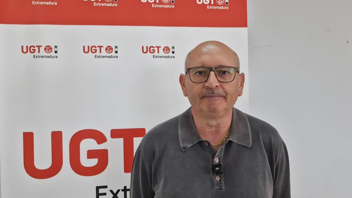 Secretario de Formación y Memoria Histórica y Democrática de UGT Extremadura, Salvador Vallejo.