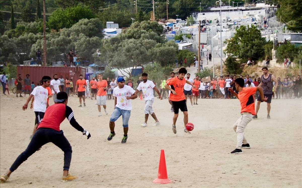 zentauroepp48382896 internacional  inmigrantes en la isla de samos  grecia fotog190601163637