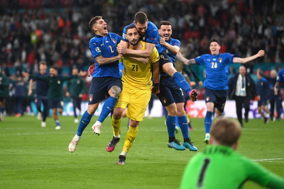 Italia celebra su segunda Eurocopa