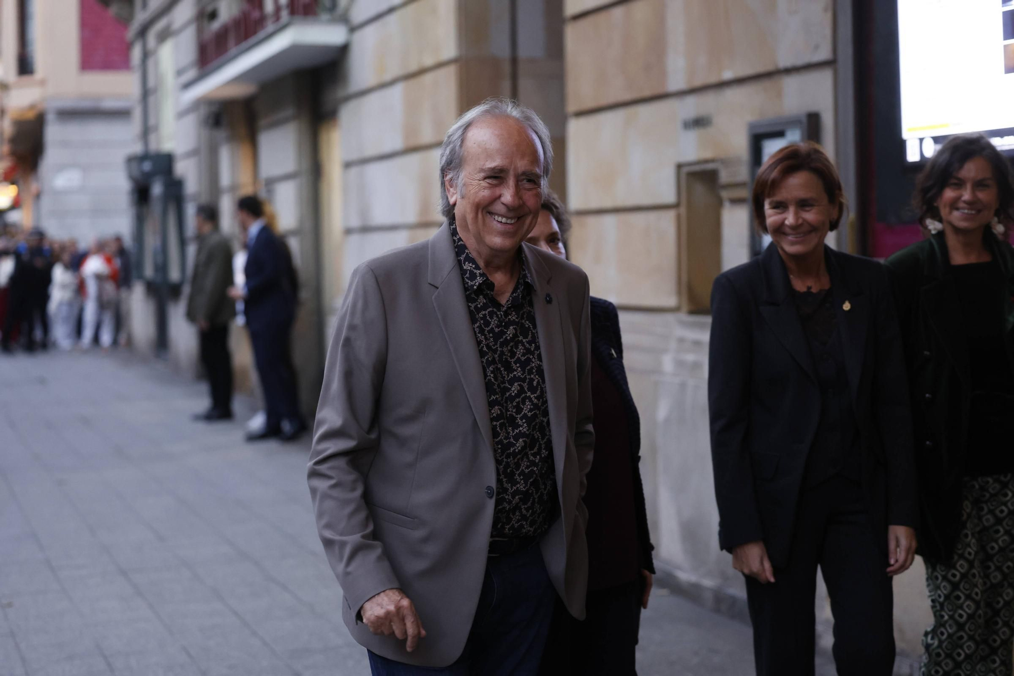 Así fue el encuentro entre Serrat e Iñaki Gabilondo en Gijón.