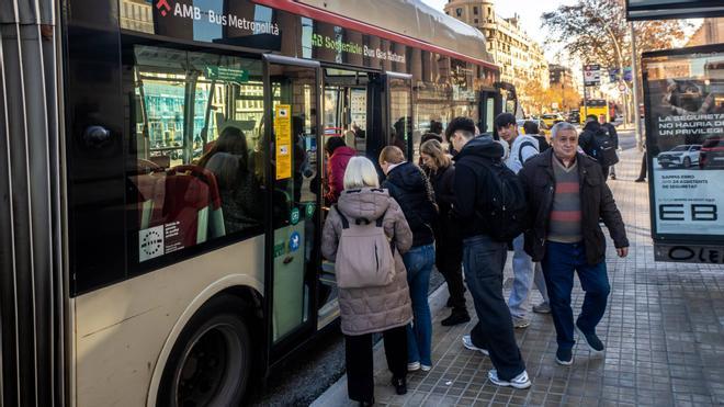 Un vecino denuncia discriminación de un conductor de bus de Barcelona y el Síndic insta a cambiarlo de línea