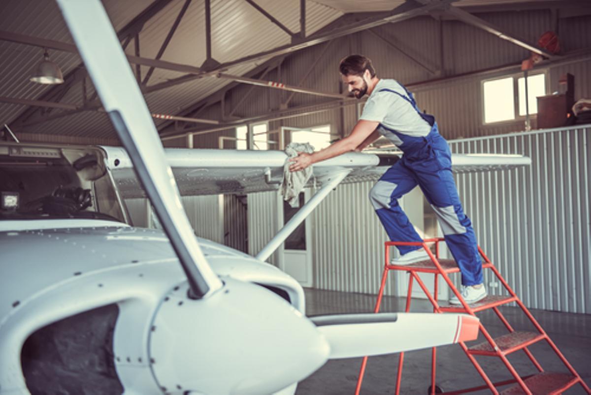 Limpieza exterior de aviones