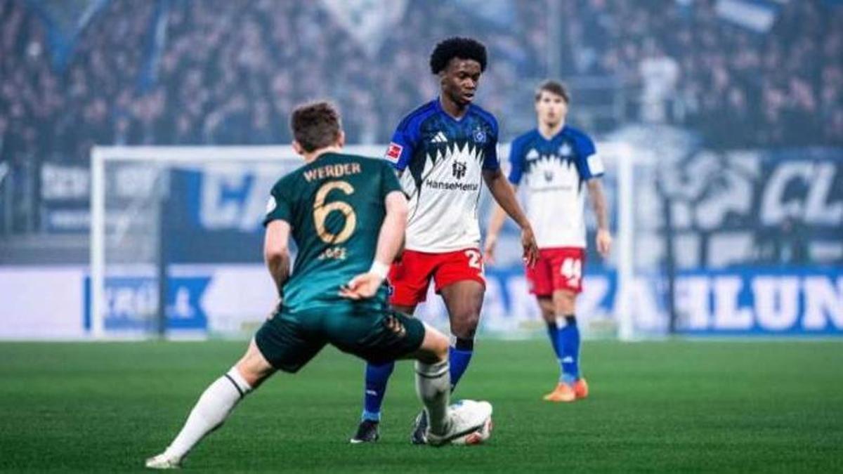 Soumahoro, durante un partido del Hamburgo la pasada temporada.