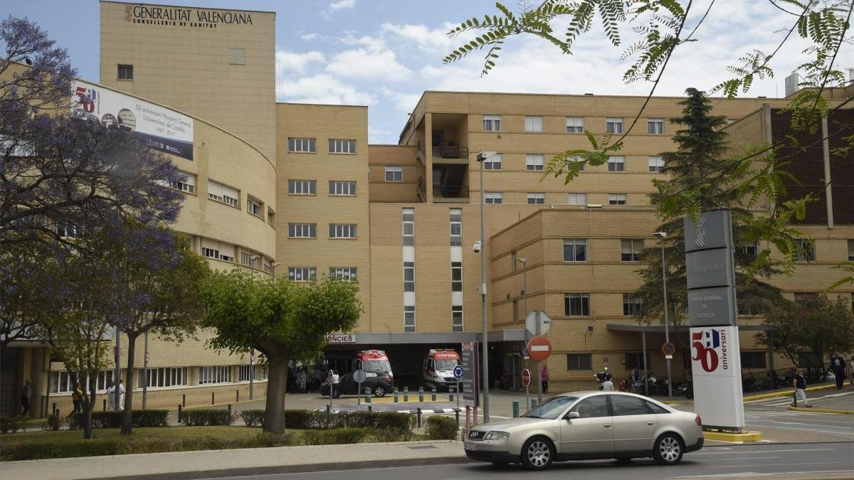 Alarma por un fuego cerca del Hospital General en Castellón