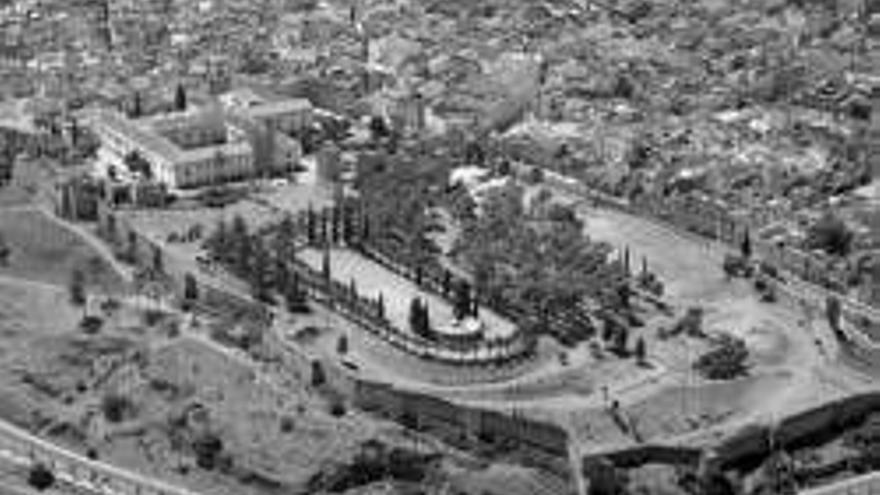 Celebran la primera reunión para rehabilitar la Alcazaba