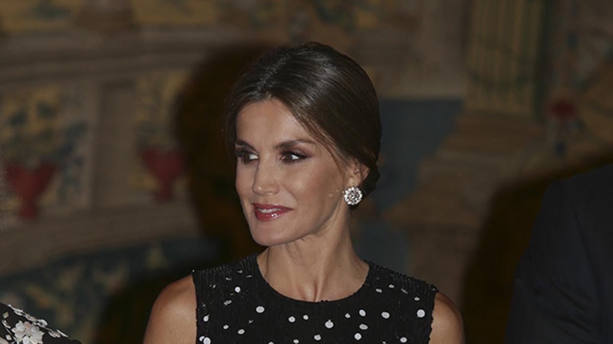 Letizia Ortiz, de Carolina Herrera, en la recepción ofrecida en el Palacio de El Pardo